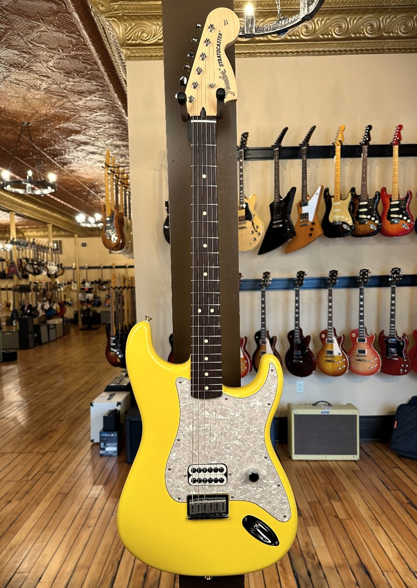 Limited Edition Tom DeLonge Stratocaster - Graffiti Yellow