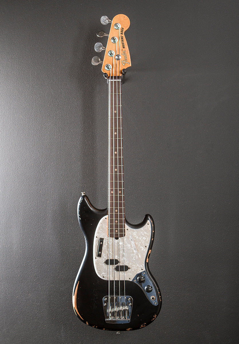 JMJ Road Worn Mustang Bass - Black