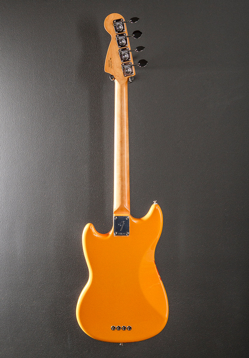 Vintera II 70's Competition Mustang Bass - Competition Orange