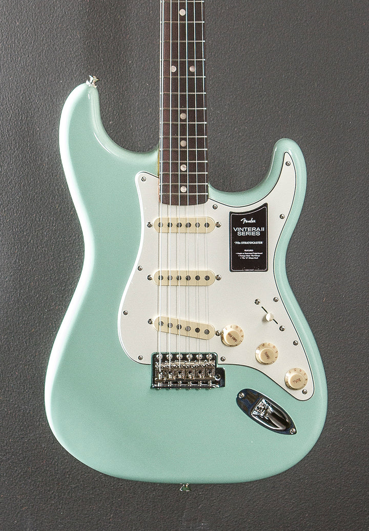 Vintera II 70's Stratocaster - Surf Green w/Rosewood