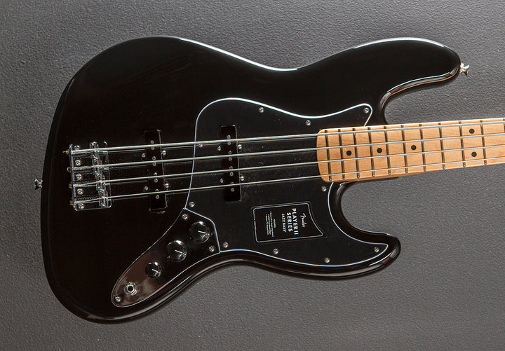 Player II Jazz Bass - Black w/Maple