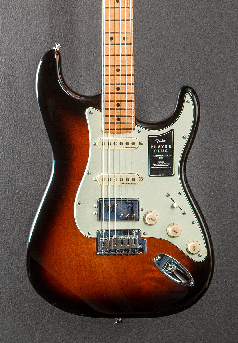 Player Plus Stratocaster HSS - 3 Color Sunburst w/Maple