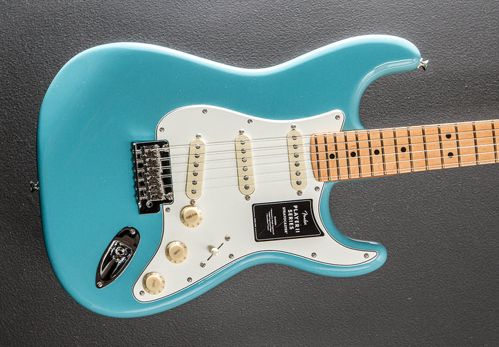 Player II Stratocaster - Aquatone Blue w/Maple