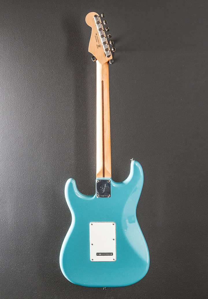 Player II Stratocaster - Aquatone Blue w/Maple