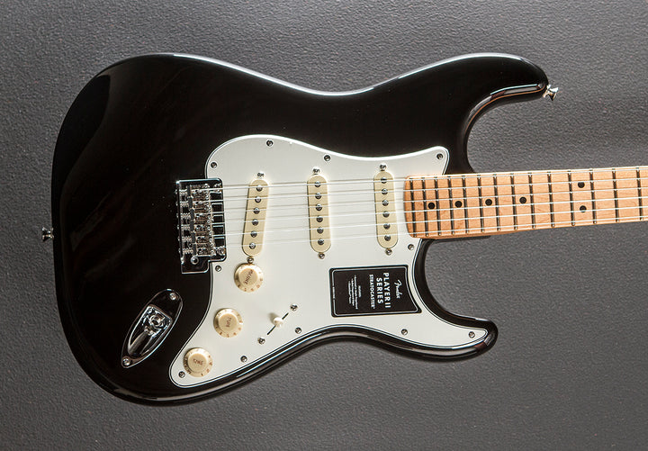 Player II Stratocaster - Black w/Maple