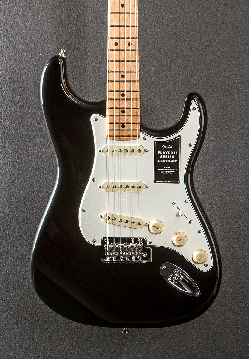 Player II Stratocaster - Black w/Maple