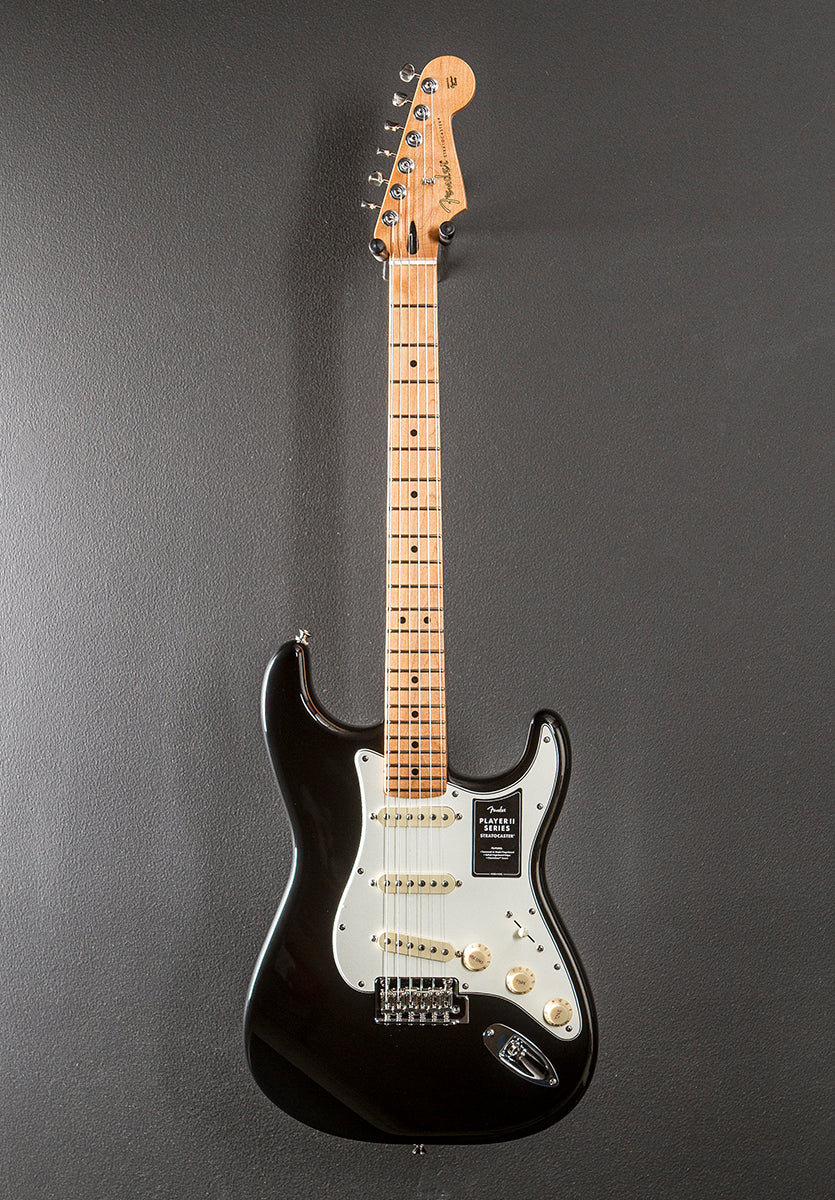 Player II Stratocaster - Black w/Maple