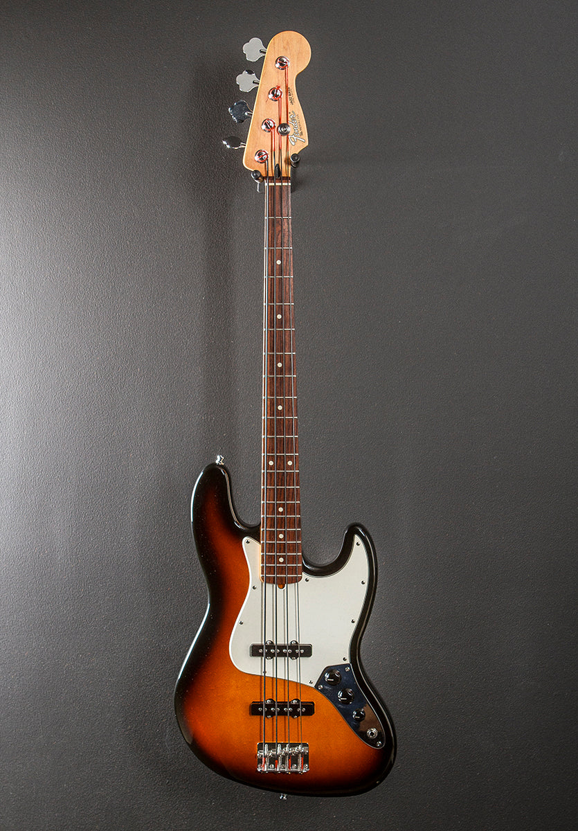 Used Standard Jazz Bass '03