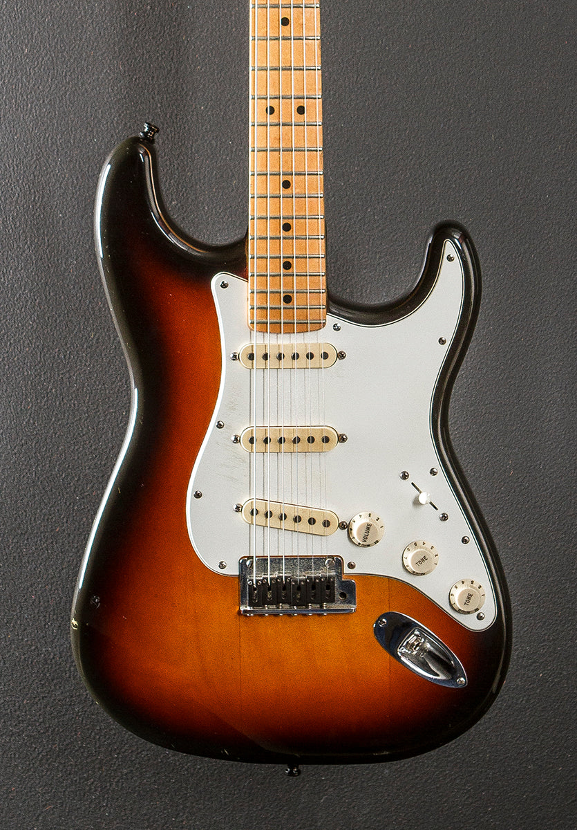 Used American Strat '99