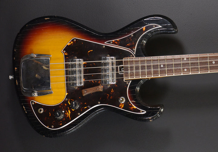 EG467-2B Short Scale Bass - 3-Tone Sunburst, 60s