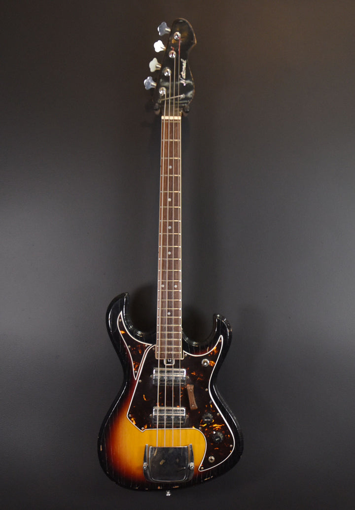 EG467-2B Short Scale Bass - 3-Tone Sunburst, 60s