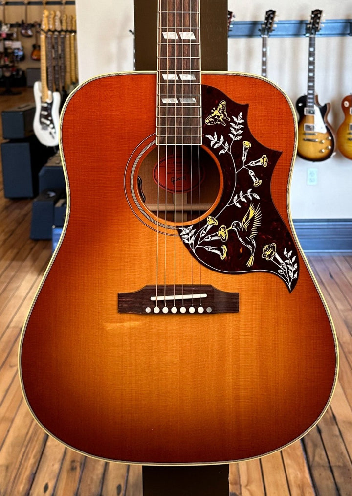 Hummingbird Original - Heritage Cherry Sunburst