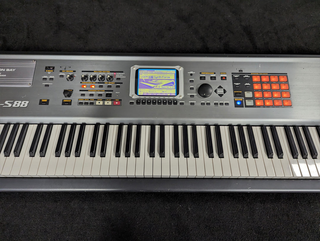 Fantom - S88 Keyboard Workstation