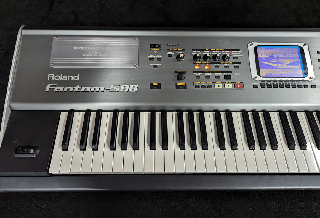 Fantom - S88 Keyboard Workstation