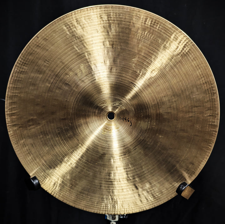 Byzance Mismatched 14" Hi-Hat Pair (Byzance Traditional Medium Top, Byzance Sand Bottom)