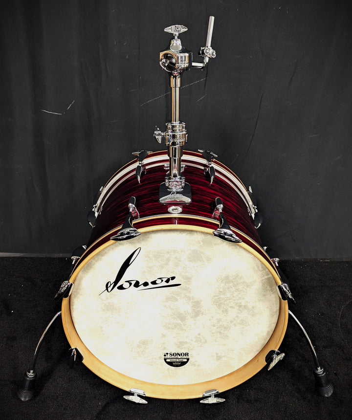 Vintage Series Red Oyster 14x18 Bass Drum