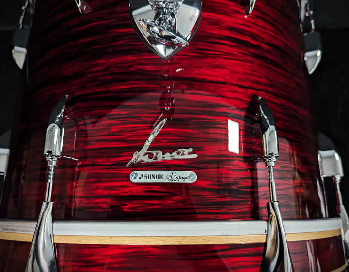 Vintage Series Red Oyster 14x18 Bass Drum