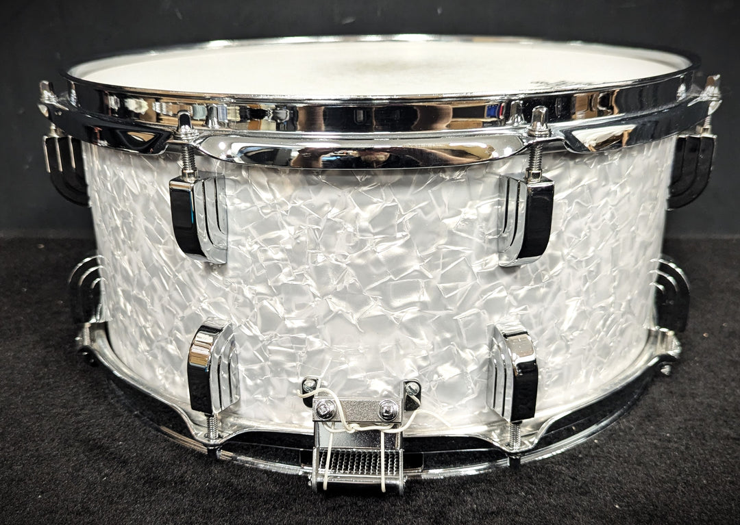 White Marine Pearl Snare