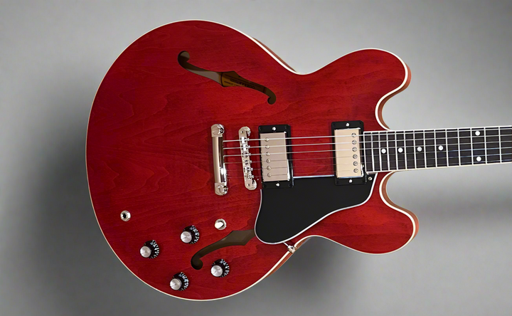 ES-335 - Sixties Cherry