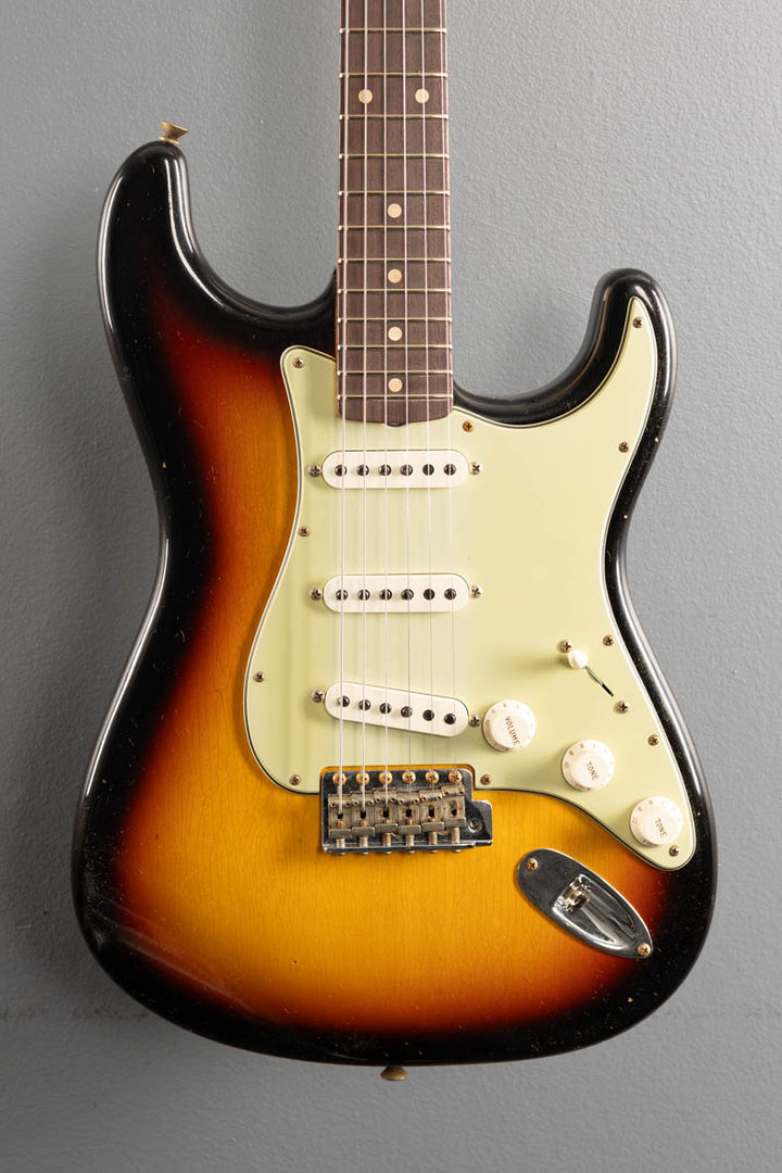 1960 Journeyman Relic Stratocaster - 3 Color Sunburst