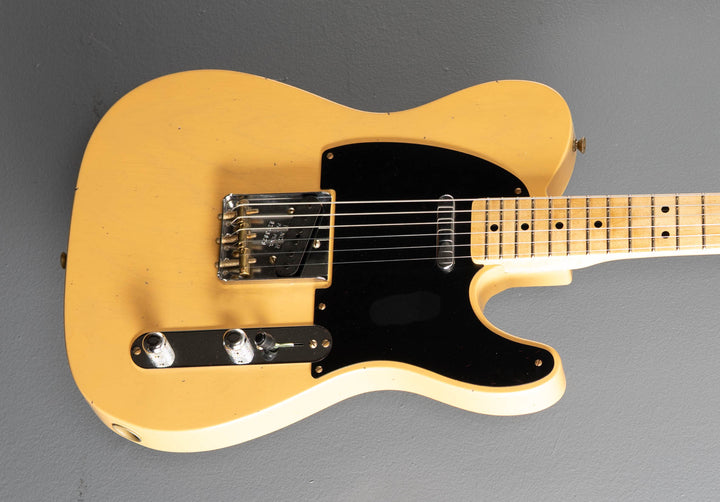 1952 Journeyman Relic Telecaster - Nocaster Blonde