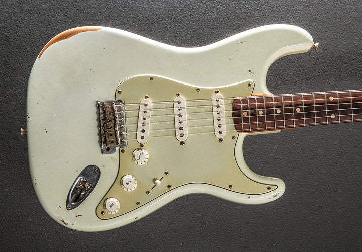 Used '60 Relic Strat '01