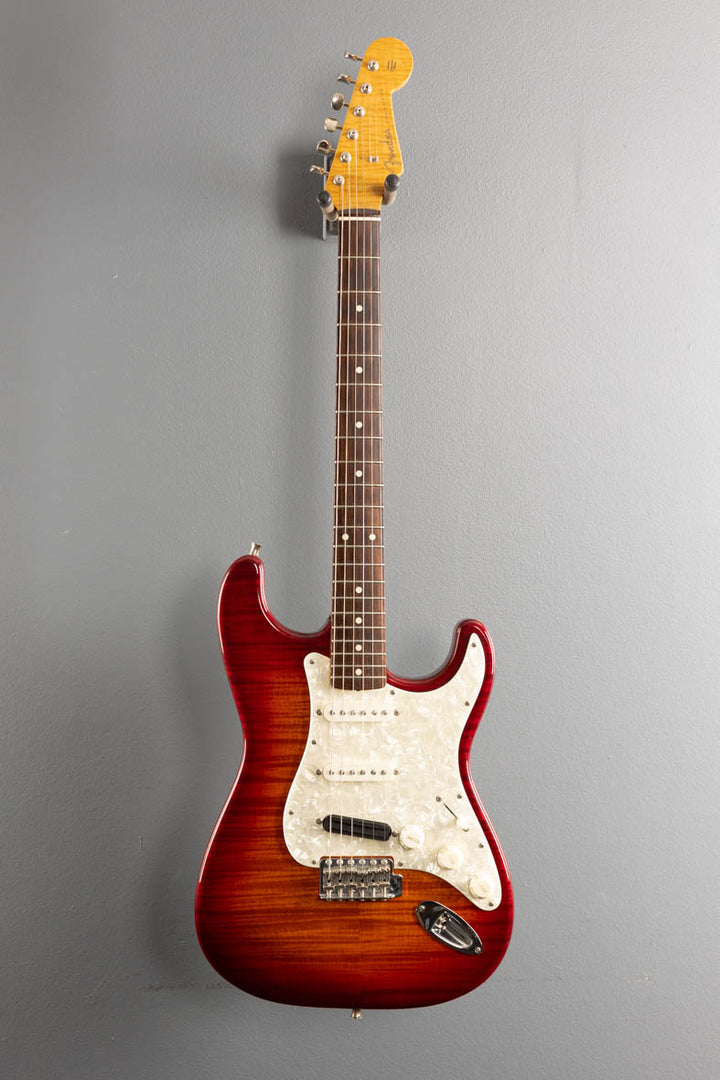 USED MIJ ST-62 Reissue Foto Flame Strat '96