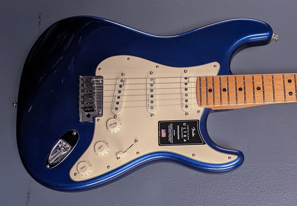 American Ultra Stratocaster – Cobra Blue w/Maple – Dave's Guitar Shop