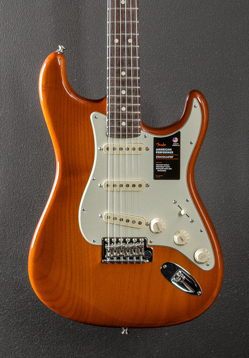 American Performer Stratocaster - Honey Burst w/Rosewood