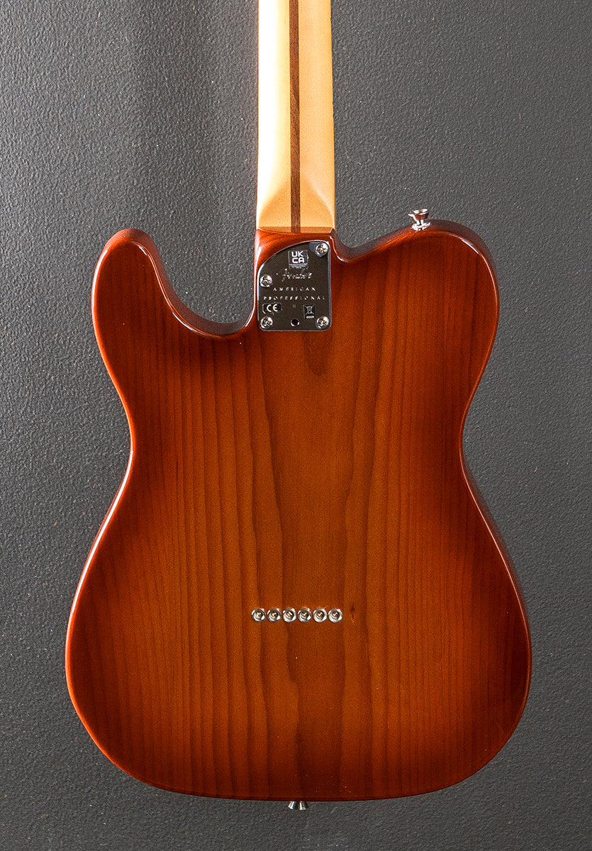 American Professional II Telecaster - Sienna Sunburst w/Maple