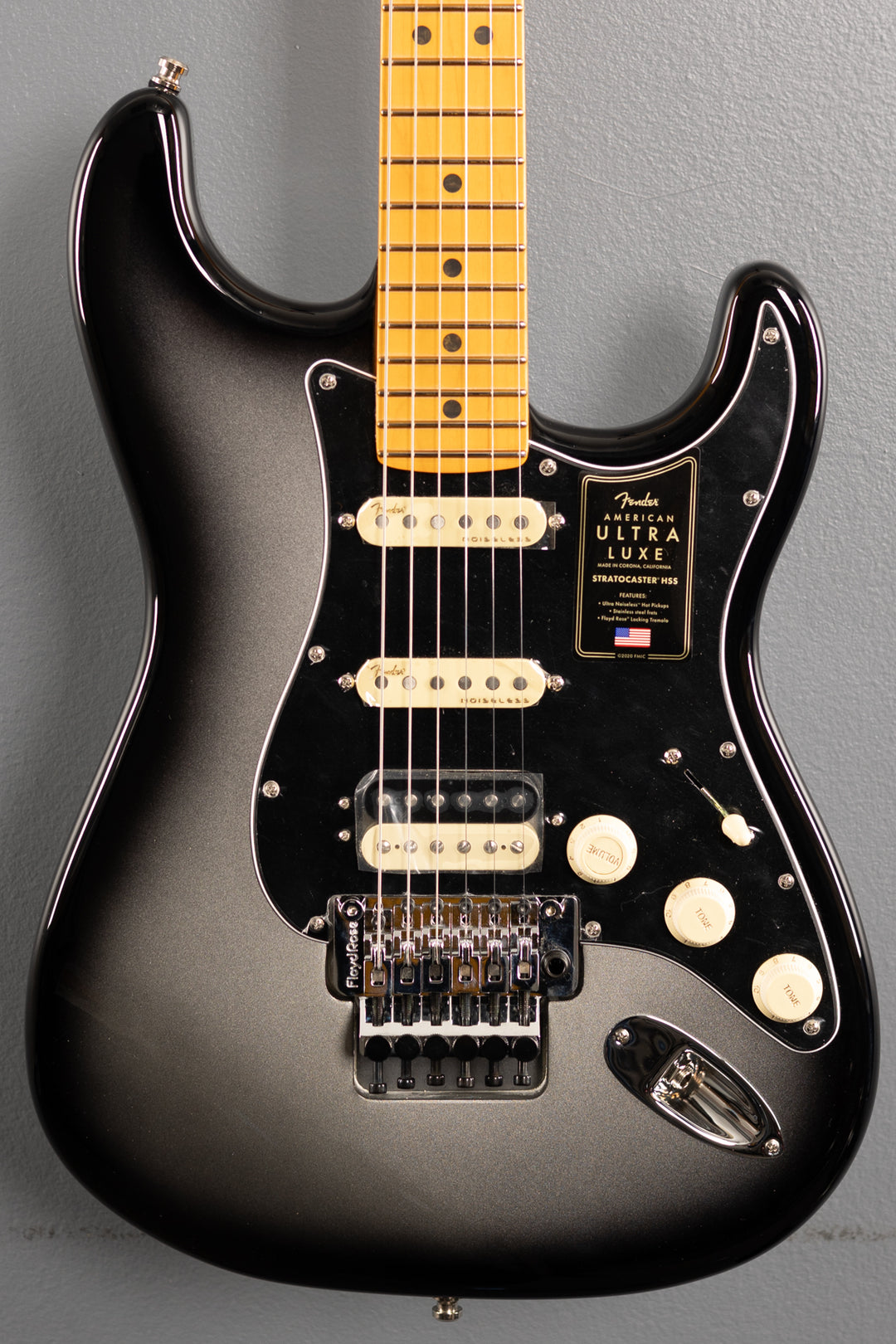 American Ultra Luxe Stratocaster Floyd Rose HSS - Silverburst