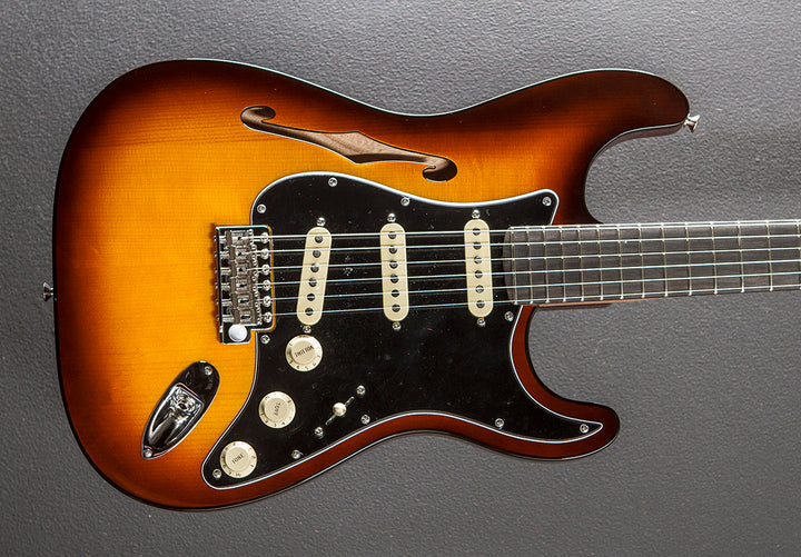 Limited Edition Suona Stratocaster Thinline - Violin Burst