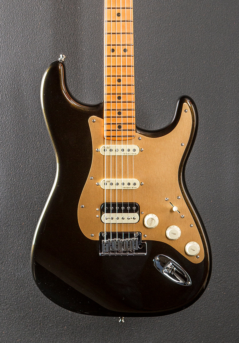 American Ultra Stratocaster HSS – Texas Tea w/Maple