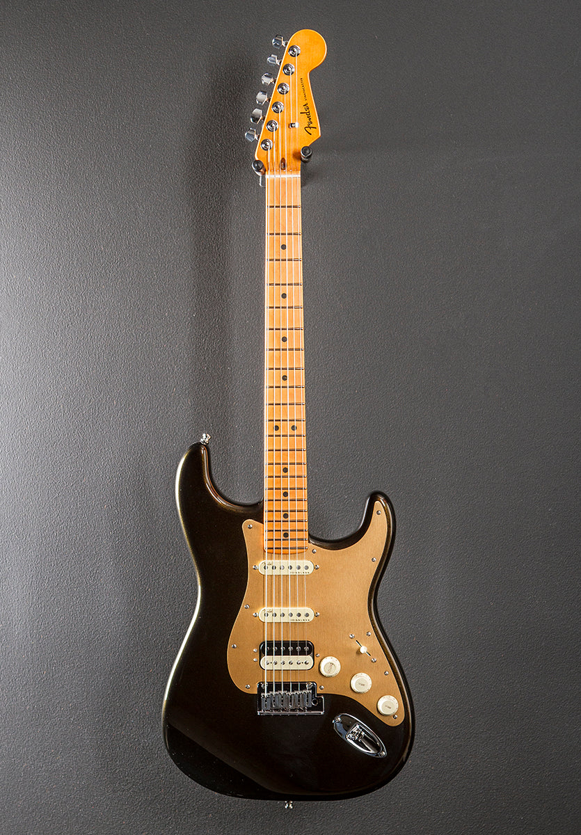 American Ultra Stratocaster HSS – Texas Tea w/Maple