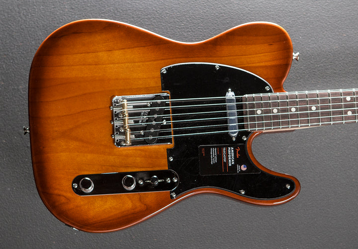 American Performer Telecaster – Honey Burst w/Rosewood