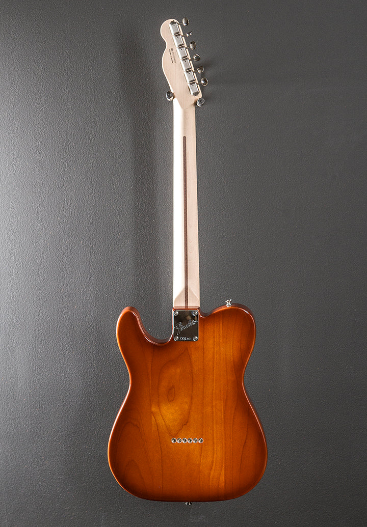 American Performer Telecaster – Honey Burst w/Rosewood