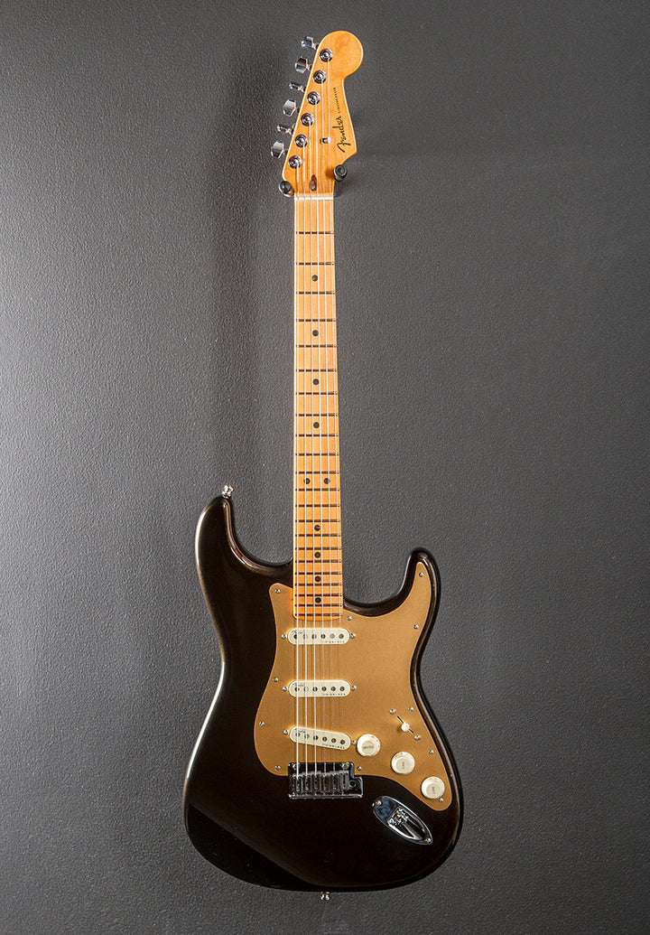 American Ultra Stratocaster – Texas Tea w/Maple