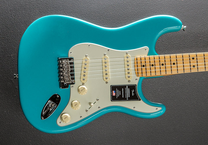 American Professional II Stratocaster – Miami Blue w/Maple