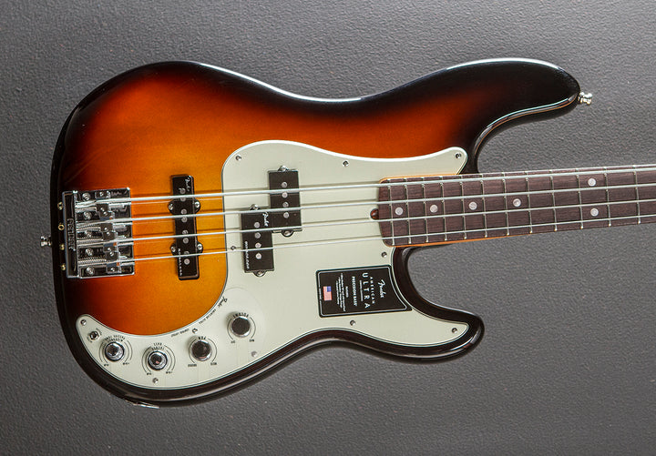 American Ultra Precision Bass - Ultra Burst w/Rosewood