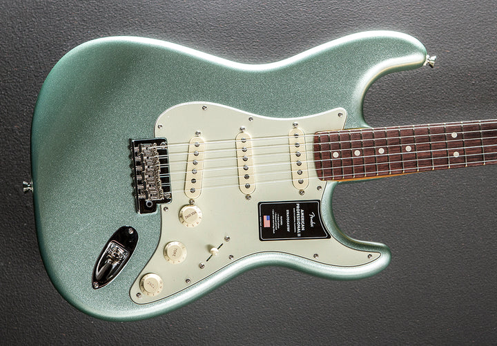 American Professional II Stratocaster - Mystic Surf Green w/Rosewood