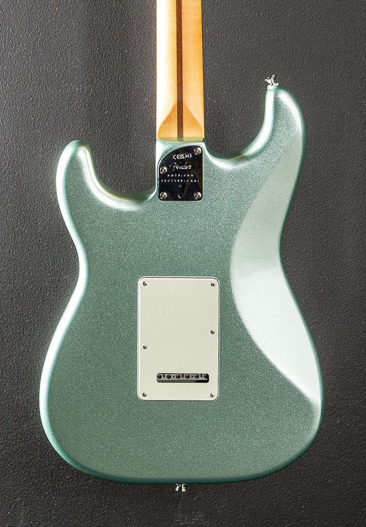 American Professional II Stratocaster - Mystic Surf Green w/Rosewood