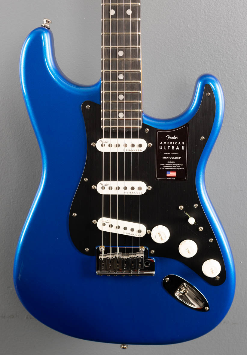 American Ultra II Stratocaster - Noble Blue