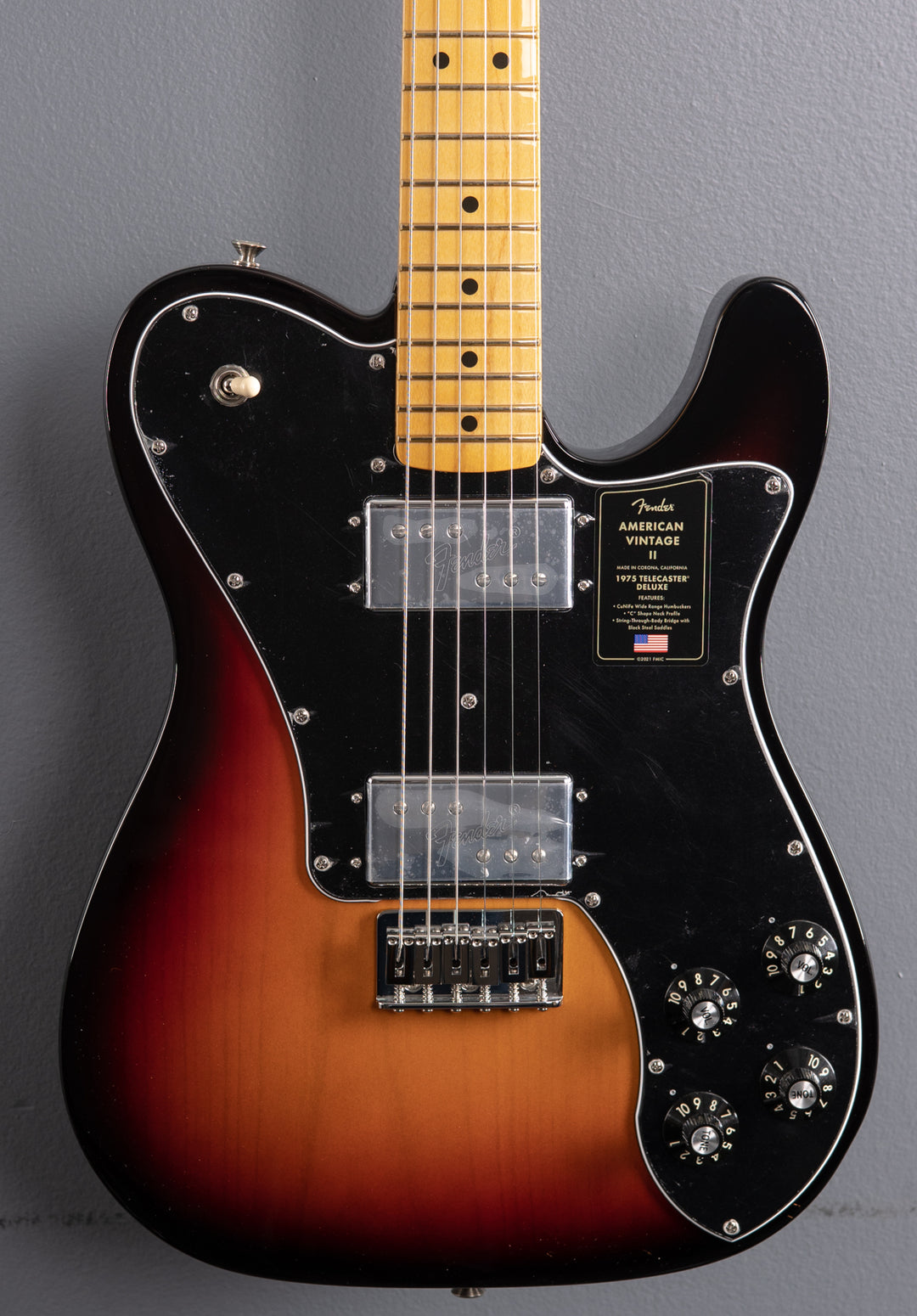 American Vintage II 1975 Telecaster Deluxe - 3 Color Sunburst