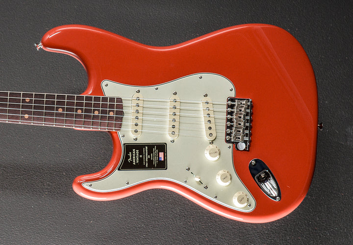 American Vintage II 1961 Stratocaster Left Hand - Fiesta Red