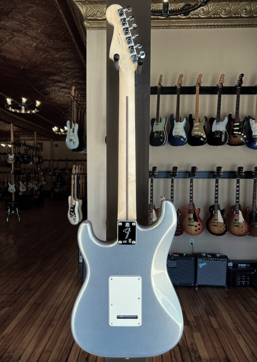 Player Stratocaster - Silver w/Pau Ferro