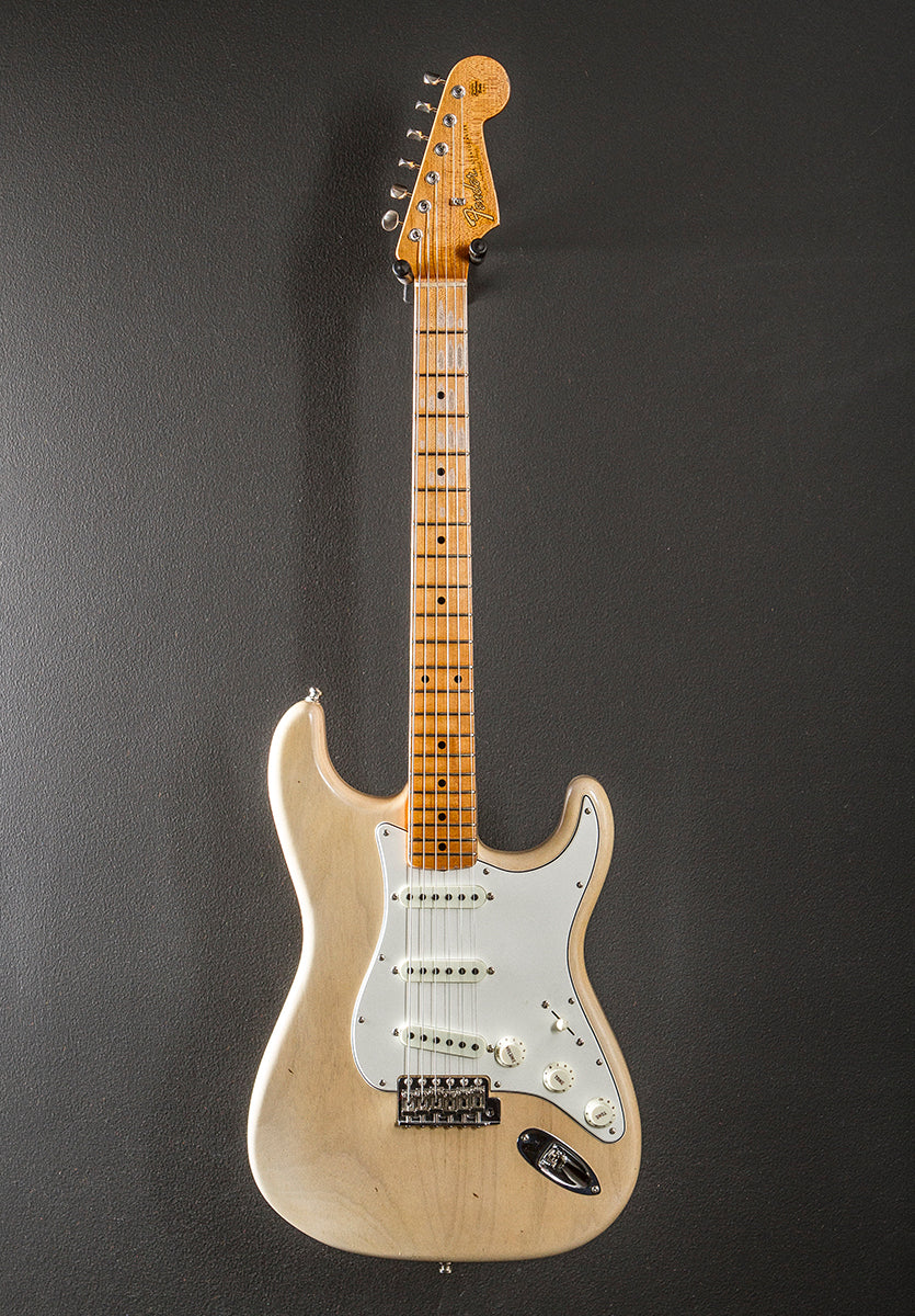 Post Modern Journeyman Closet Classic Strat