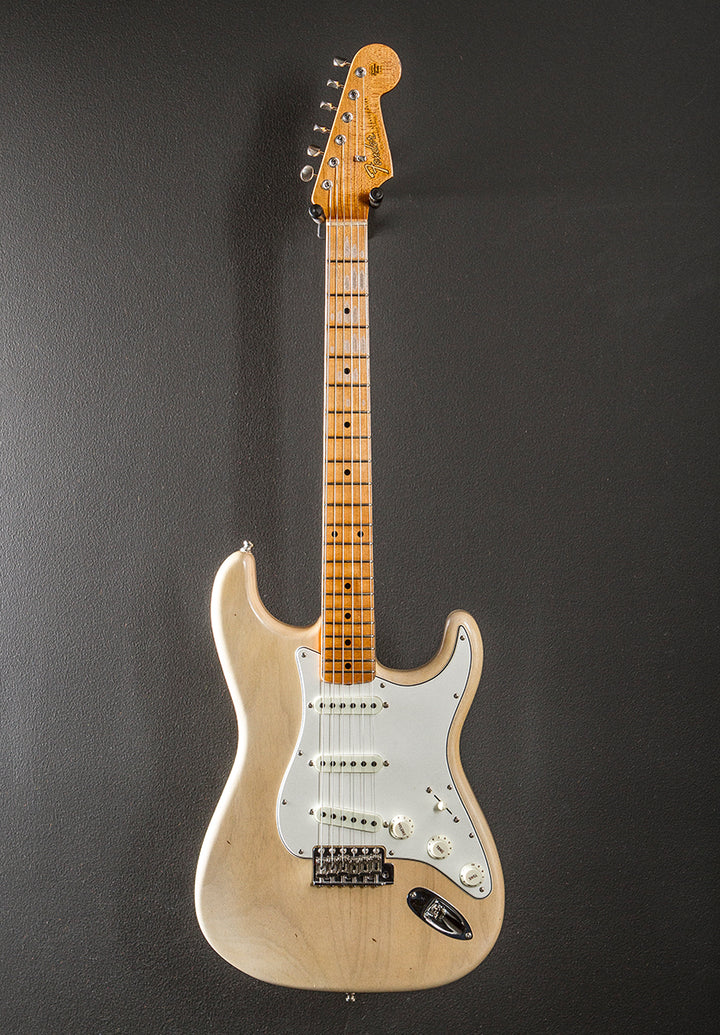 Post Modern Journeyman Closet Classic Strat