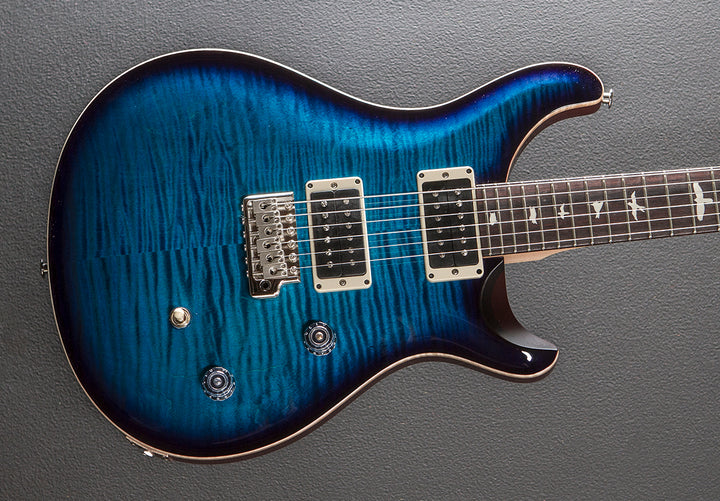 CE-24 - Whale Blue Smokeburst