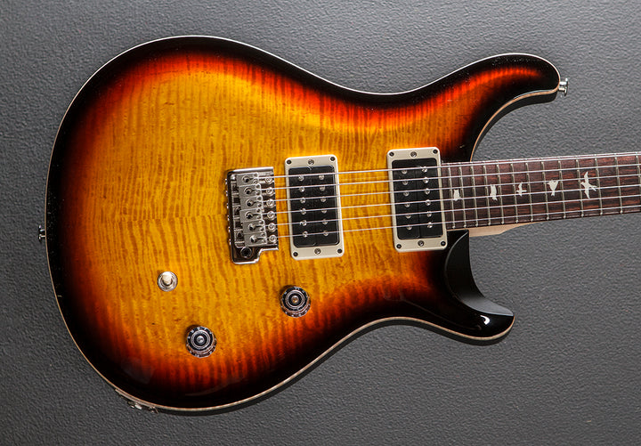 CE-24 - Tri-Color Sunburst