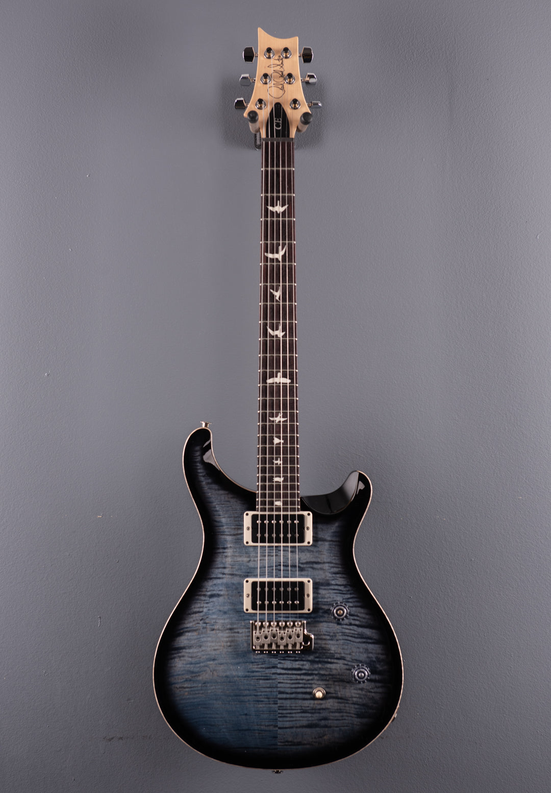 CE-24 - Faded Blue Smokeburst